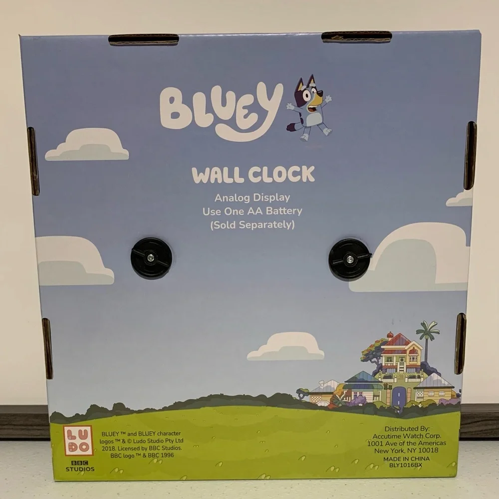 Bluey and Bingo Analog Wall Clock-New in Box